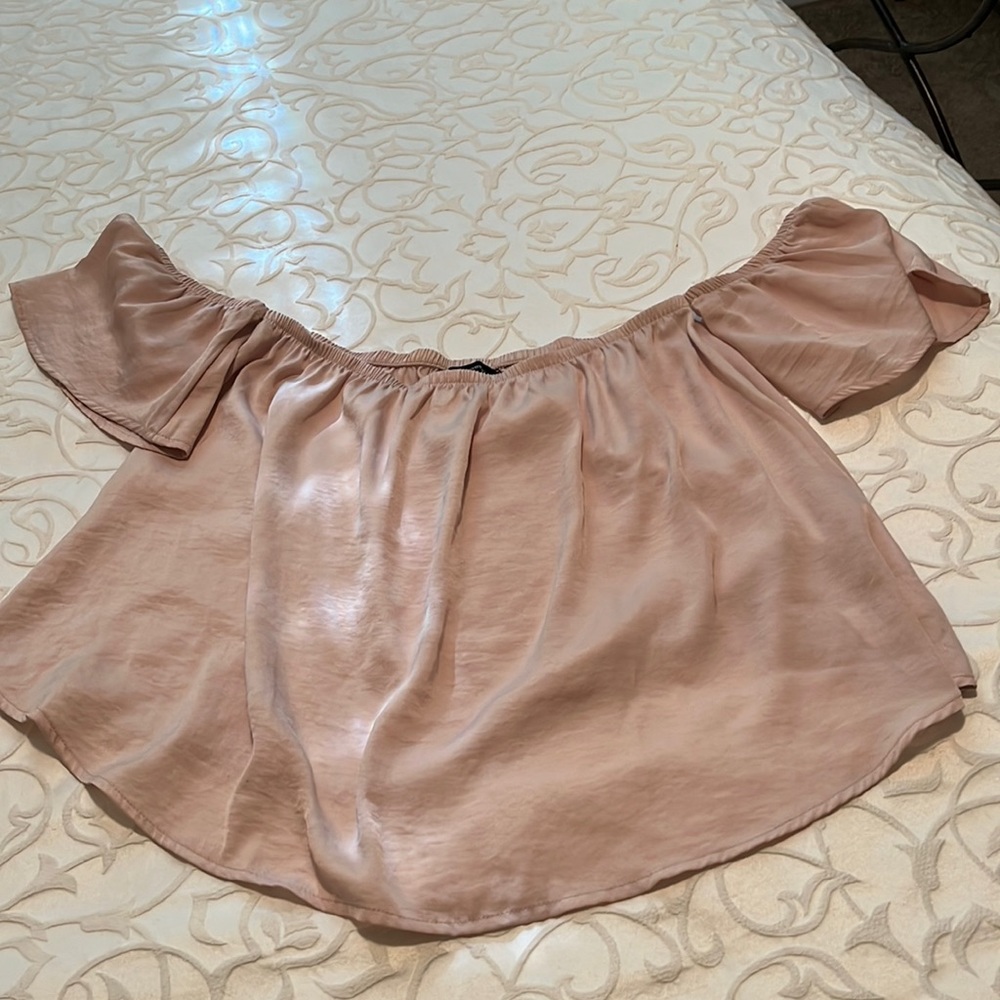Beautiful silky off the shoulder blouse.